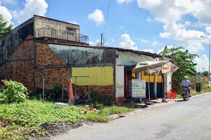 Hậu Giang: Sẽ cưỡng chế một hộ dân thuộc dự án Kè Xà No