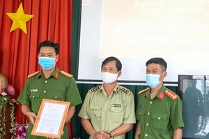 Bắt 36.000 gói thuốc lá lậu, thưởng nóng 20 triệu đồng 