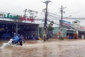 Phú Quốc: Nhiều tuyến đường bị ngập nước sau mưa