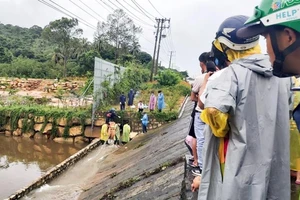 Phát hiện thi thể người đàn ông trong cống thoát nước