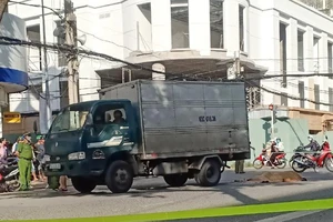 Cần Thơ: 1 người bán vé số bị tai nạn tử vong