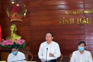 Bí thư Hậu Giang đề nghị chấn chỉnh việc không đeo khẩu trang