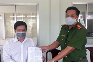 Bị phạt 7,5 vì đăng thông tin bịa đặt về bài thuốc chữa COVID-19