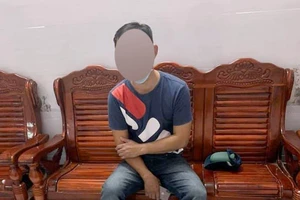 Qua chốt không khai báo y tế, xúc phạm lực lượng làm nhiệm vụ