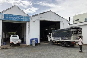 Trung tâm đăng kiểm Hậu Giang vẫn làm việc bình thường trong giãn cách