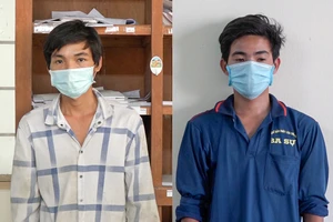 Tụ tập ăn nhậu khi giãn cách còn chửi nhau với hàng xóm