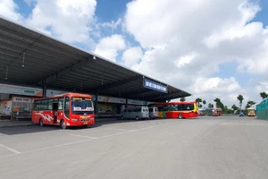 Xe khách từ Bình Định đi Kiên Giang bị ‘kẹt’ tại Cần Thơ