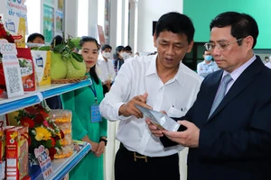 Thủ tướng nêu 13 vấn đề để Sóc Trăng xây dựng, phát triển môi trường đầu tư