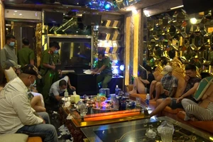 Phát hiện 132 người dương tính với ma túy tại quán karaoke
