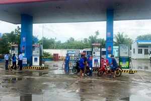 Chưa ghi nhận tình trạng găm xăng dầu ở miền Tây