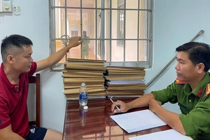 Chém chết vợ con vì sợ không có tiền điều trị bệnh