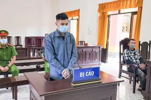 Chém người vì… hỏi mà không ai quan tâm trả lời 