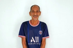 Cụ ông dùng búa đánh bà 'bạn nhậu' vì cho rằng người này chửi mình