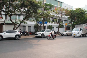 Chưa thực hiện việc thu phí đỗ xe các tuyến đường ở trung tâm Cần Thơ 