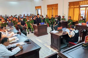 Tuyên án 17 bị cáo vụ mua bán, tàng trữ và chế tạo súng quy mô 'khủng'