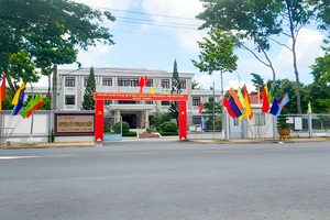 Vụ thi công trước đấu thầu sau: Cảnh cáo nguyên Chủ tịch huyện Phụng Hiệp