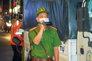 Điều khiển xe máy đi ngược chiều: Xử phạt nhiều nhưng vẫn thường xuyên vi phạm