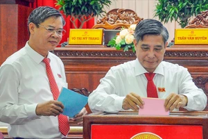 Chủ tịch UBND tỉnh Hậu Giang đạt số phiếu tín nhiệm cao tuyệt đối 