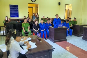 Sinh viên năm 3 và nhóm bạn lãnh án vì bữa 'tiệc sinh nhật đặc biệt'