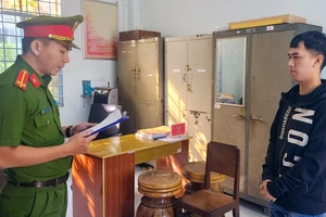 Bị bắt vì cho vay trả góp, thu lợi hàng chục triệu đồng