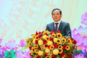 Phó Thủ tướng Trần Lưu Quang tặng 6 chữ để Kiên Giang triển khai quy hoạch tỉnh