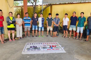 Kiên Giang: Tạm giữ 6 người lắc tài xỉu ăn tiền