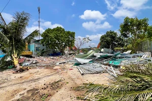 Phú Quốc: Cưỡng chế 2 hộ dân lấn chiếm đất rừng quốc gia