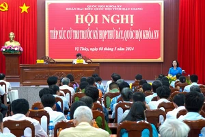 Cử tri Hậu Giang kiến nghị tăng số lần khám thai định kỳ của lao động nữ lên 9 lần