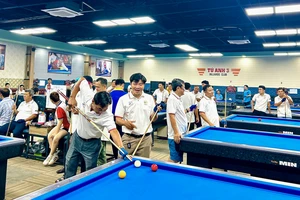 Sôi nổi giải bida báo chí ĐBSCL lần thứ 16