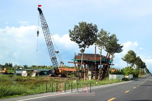 Cao tốc trục ngang trên địa bàn tỉnh Hậu Giang chậm 44% so với kế hoạch 
