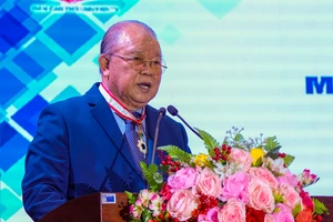 Giáo sư nông dân Võ Tòng Xuân 