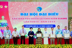Đại hội Đại biểu các dân tộc thiểu số tỉnh Kiên Giang
