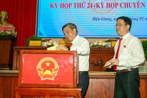 Hậu Giang có tân Chủ tịch, Phó Chủ tịch UBND tỉnh 