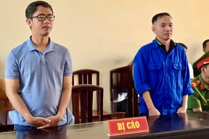 Người vi phạm chủ động tố cáo việc đưa hối lộ cho cán bộ 