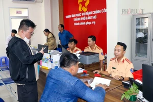 CSGT TP Cần Thơ khuyến cáo các trường hợp chưa cần đổi giấy phép lái xe