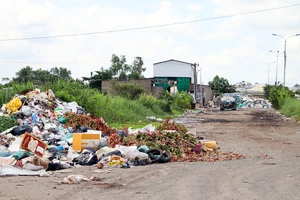 Vẫn còn tồn đọng lượng rác lớn, TP Cần Thơ yêu cầu khẩn trương xử lý