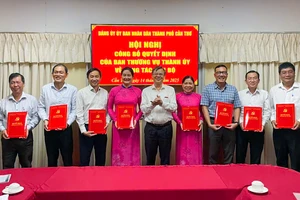 Chỉ định Bí thư và 9 Ủy viên Ban Chấp hành Đảng ủy UBND TP Cần Thơ