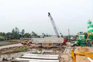 Hậu Giang điều chỉnh lại tiến độ tổng thể cao tốc trục ngang ĐBSCL qua địa bàn tỉnh