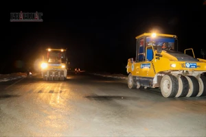 Thi công ngày đêm để hoàn thành cao tốc Cần Thơ - Cà Mau đúng tiến độ