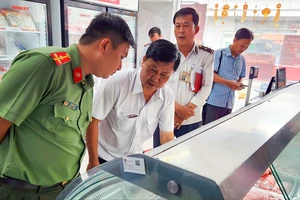 Vụ Công ty C.P bị tố bán thịt heo bệnh: Sóc Trăng đề nghị Hậu Giang phối hợp kiểm tra