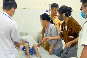 TP Cần Thơ: CSGT kịp thời đưa cháu bé có nguy cơ vỡ bàng quang đến bệnh viện 