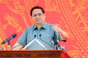 Thủ tướng Phạm Minh Chính: Đạt hoa hậu rồi, đừng thi nữa, hãy tạo thương hiệu khác