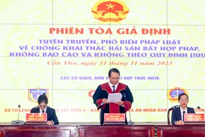 Cần Thơ tổ chức phiên tòa giả định tuyên truyền quy định về chống khai thác IUU