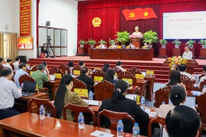 Chủ tịch Cần Thơ nói về tình trạng thiếu thuốc, thiếu cán bộ y tế