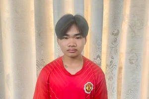 Khởi tố thanh niên xâm hại bé trai rồi quay phim bán lấy tiền