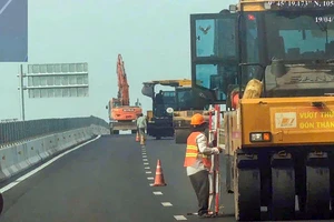 Cục CSGT xử phạt 1 doanh nghiệp vì vi phạm thi công trên cao tốc