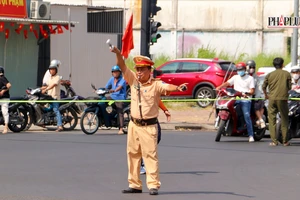 CSGT Cần Thơ bảo đảm an toàn giao thông cho cuộc đua xe đạp tranh cúp HTV