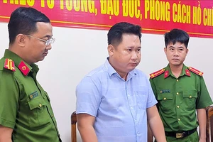Giám đốc bán lỗ thuốc bảo vệ thực vật để chiếm đoạt hơn 3,5 tỉ đồng