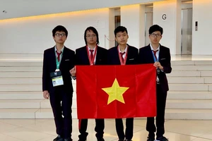 Việt Nam giành huy chương vàng tại Olympic Tin học quốc tế