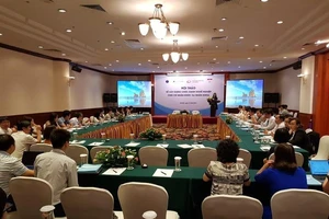  Đa số nhân viên đo khúc xạ chưa từng qua trường lớp